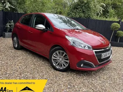 Used Peugeot 82 Signature Sky 2019 Hatchback