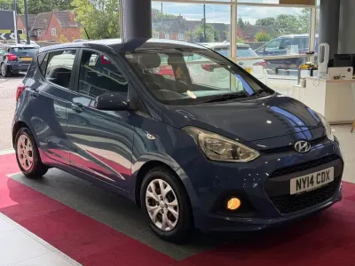 Used Hyundai i10 SE 66 HP (48 kW) 2014 Blue Hatchback