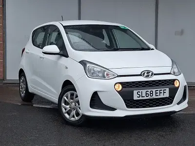 Used Hyundai i10 SE 87 HP (63 kW) 2018 White Hatchback