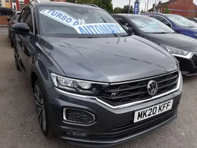 Usado VW T-Roc R-line 150 HP (110 kW) 2020 Cinzento SUV