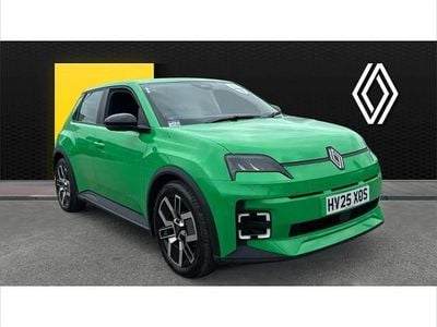 Used Renault R5 Evolution 89 kW (122 HP) 2025 Green Hatchback