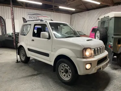 Used Suzuki Jimny SZ3 85 HP (62 kW) 2015 White SUV