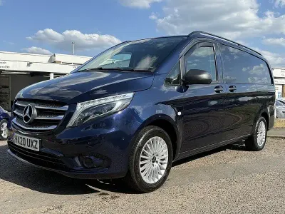 Usado Mercedes Vito Progressive 2020 Azul Van