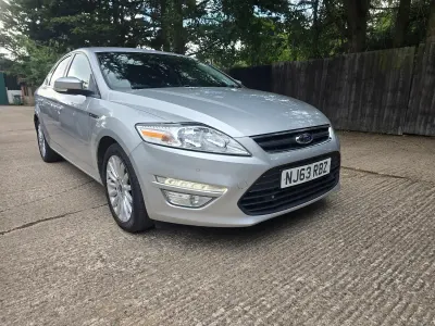 Used Ford Mondeo Business Edition 140 HP (102 kW) 2013 Silver Hatchback