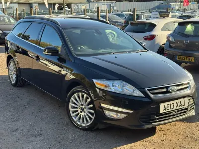 Begagnad Ford Mondeo Business Edition 140 HK (102 kW) 2013 Svart Kombi