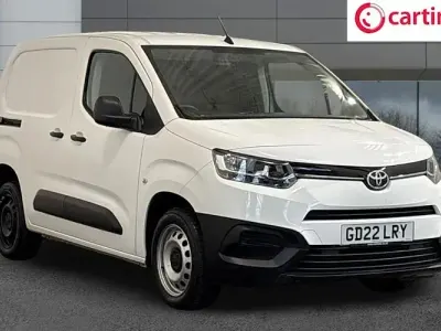 Used Toyota Proace City Active 102 HP (75 kW) 2024 MPV