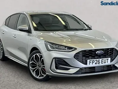 Used Ford Focus ST-Line X 155 HP (114 kW) 2024 Silver Hatchback