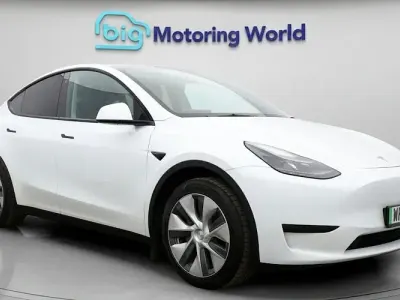 Usado Tesla Model Y RWD 219 kW (299 HP) 2023 Branco SUV
