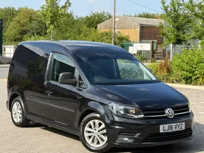 Used VW Caddy Highline 102 HP (75 kW) 2016 Black MPV