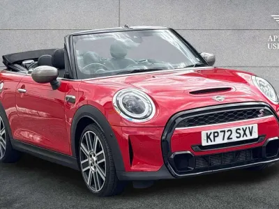 Usado Mini Cooper S Exclusive 176 HP (129 kW) 2022 Vermelho Citadino