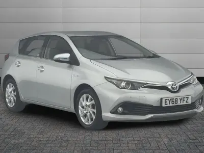 Used Toyota Auris Hybrid