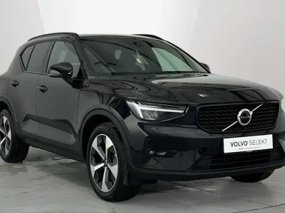 Used Volvo XC40 Plus 161 HP (118 kW) 2025 Black SUV