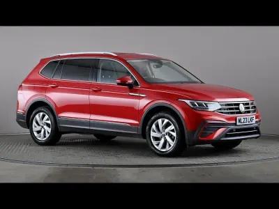 Usado VW Tiguan Life 2023 Rojo SUV