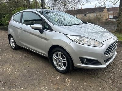 Used Ford Fiesta Zetec 82 HP (60 kW) 2013 Silver Hatchback