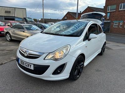 Used Vauxhall Corsa Edition 85 HP (62 kW) 2011 White Hatchback