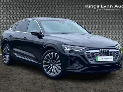 Usado Audi Q8 e-tron S-Line 250 kW (340 HP) 2023 Preto SUV