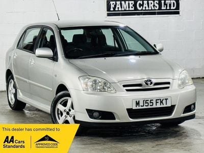Used Toyota Corolla 2005 Silver Hatchback