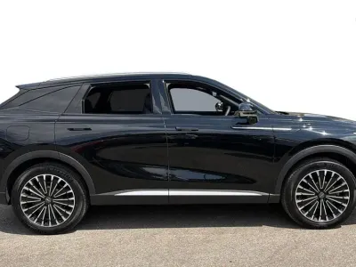 Used Omoda 9 442 HP (325 kW) 2025 Black SUV