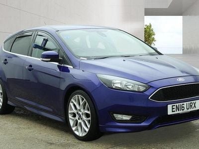 Używany Ford Focus Zetec 125 KM (91 kW) 2016 Niebieski Hatchback