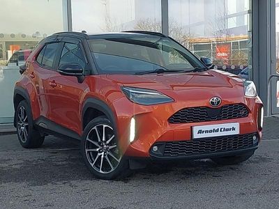 Used Toyota Yaris Hybrid Sport 116 HP (85 kW) 2023 Orange/black Estate