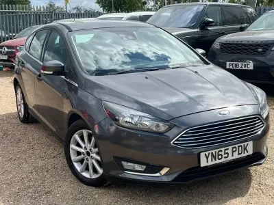 Used Ford Focus Titanium 125 HP (91 kW) 2015 Grey Hatchback