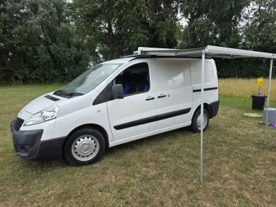 Used Peugeot Expert 90 HP (66 kW) 2016 White Van
