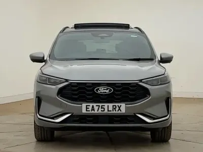 Used Ford Kuga ST-Line X 243 HP (178 kW) 2025 Solar silver (metallic) SUV