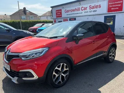 Used Renault Captur Dynamique 90 HP (66 kW) 2017 Red SUV