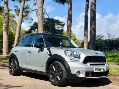 Używany Mini Cooper S Countryman 184 KM (135 kW) 2011 Srebrny SUV
