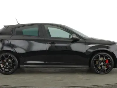 Used Alfa Romeo Giulietta Sprint 2020 Black Hatchback