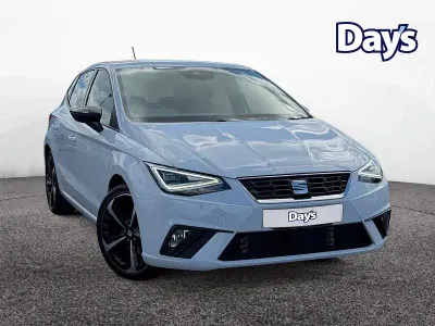 Used Seat Ibiza FR Sport 115 HP (84 kW) 2024 White Hatchback