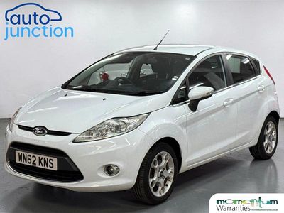 Used Ford Fiesta Zetec 82 HP (60 kW) 2012 White Hatchback