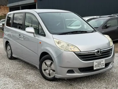 Used Honda Stepwgn 2007 Silver MPV