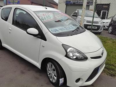 Used Toyota Aygo 2013 White Hatchback