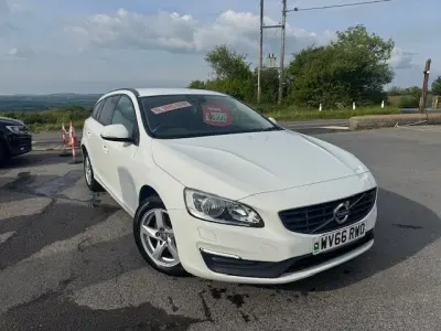 Used Volvo V60 Business Edition 190 HP (139 kW) 2016 White Estate