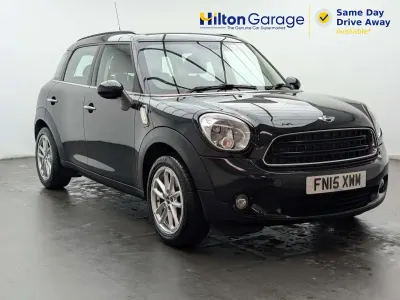 Used Mini Cooper Countryman 122 HP (89 kW) 2015 Black SUV