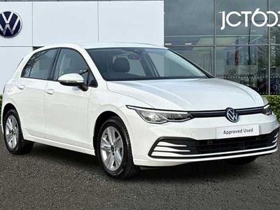 Used VW Golf VIII Life 130 HP (95 kW) 2024 White Hatchback