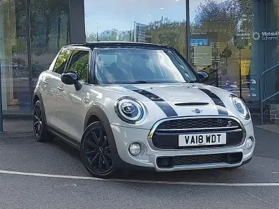 Used Mini Cooper S 192 HP (141 kW) 2018 Silver Hatchback