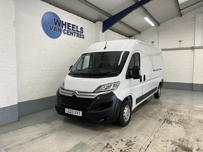 Usado Citroën Relay 140 HP (102 kW) 2023 Branco Van