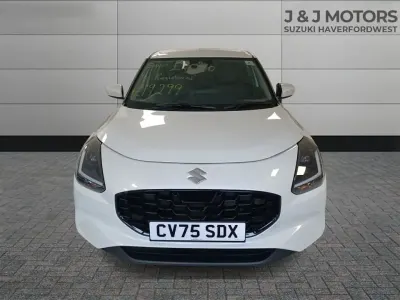 Used Suzuki Swift 82 HP (60 kW) 2025 Pure white pearl Hatchback