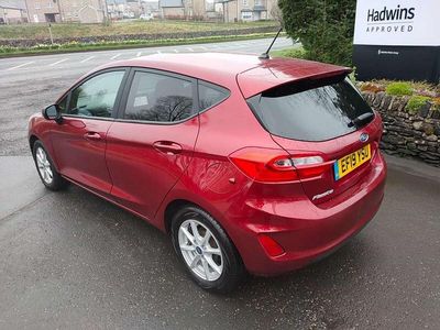 Used Ford Fiesta Zetec 99 HP (72 kW) 2019 Red Hatchback