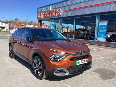 Begagnad Citroën e-C4 Shine 100 kW (136 HK) 2023 Brun Halvkombi