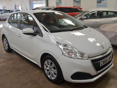 White Used 2019 Peugeot 208 Access Hatchback | £5,495