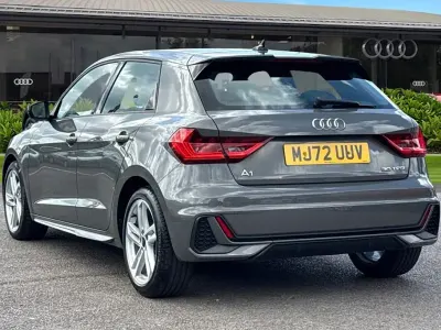 Używany Audi A1 S-Line 110 KM (80 kW) 2022 Szary SUV