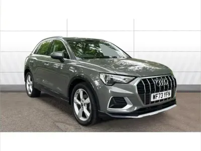 Używany Audi Q3 Sport 150 KM (110 kW) 2023 Szary SUV