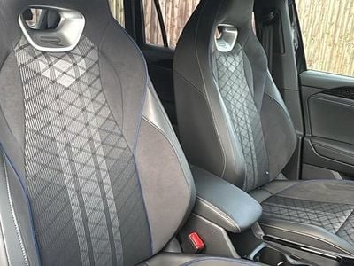 Used 2025 VW Tiguan R-line SUV | £33,299 (Fair price)