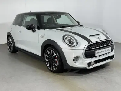 Used Mini Cooper S Exclusive 189 HP (139 kW) 2019 Silver Hatchback
