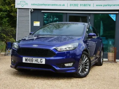 Używany Ford Focus ST-Line 140 KM (102 kW) 2018 Niebieski Hatchback