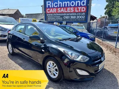 Used Hyundai i30 SE 110 HP (80 kW) 2015 Black Hatchback