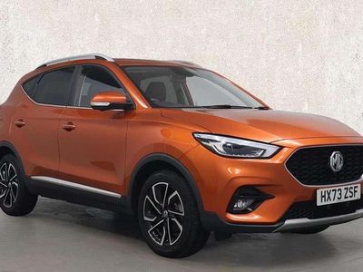 Used MG ZS Exclusive 106 HP (77 kW) 2023 Orange Sedan